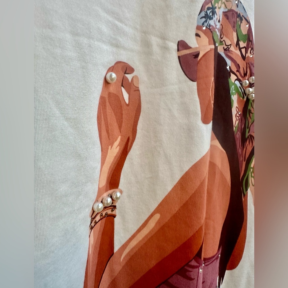 LOVE & LACE GRAPHIC T-SHIRT - Picture 6 of 10